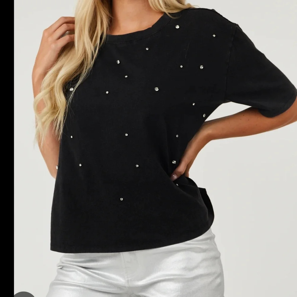 Rebecca Minkoff black pearl studded tee top size large